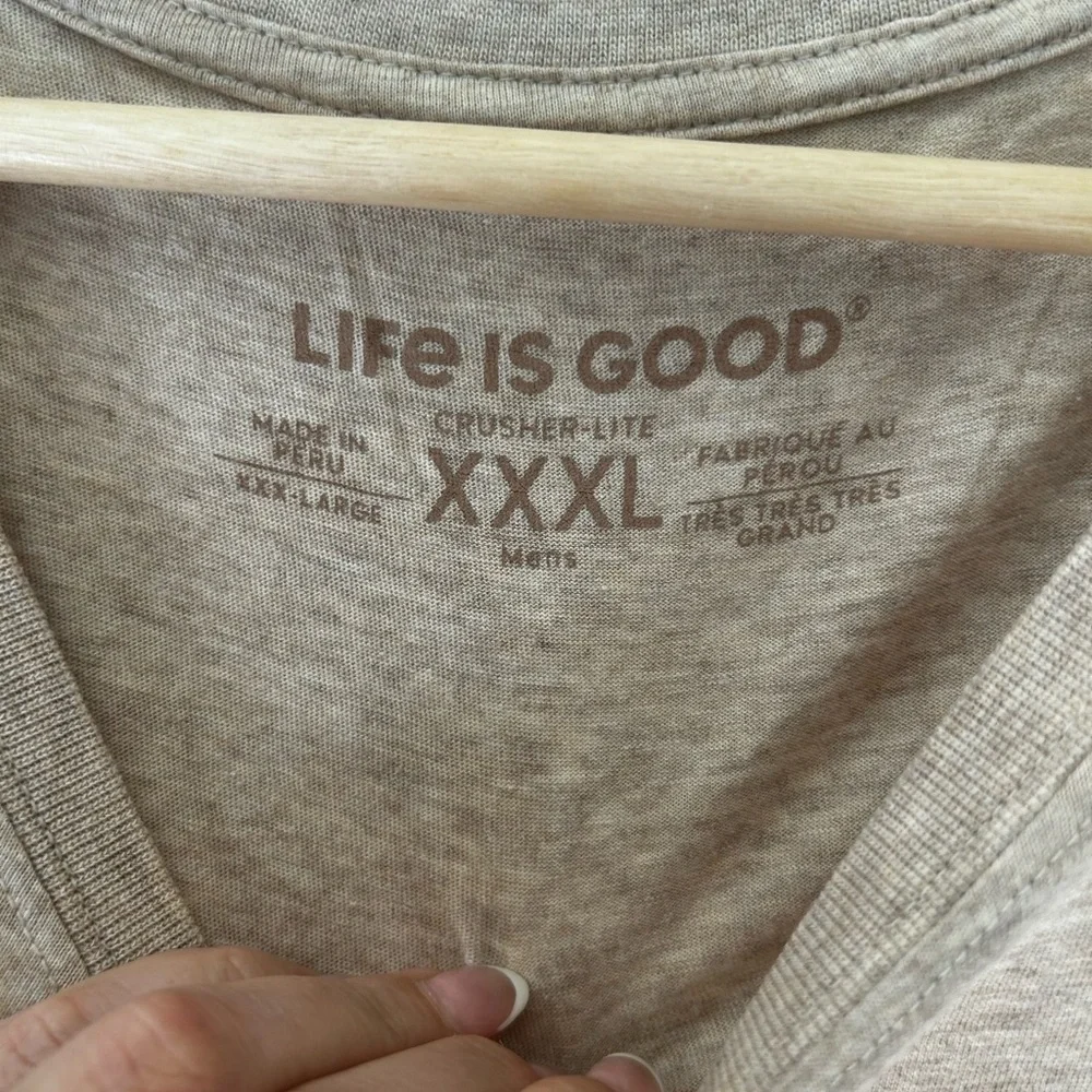 Life is Good 3XL Beige Graphic Tee - 'Every Day is Saturday' - Picture 2 of 6